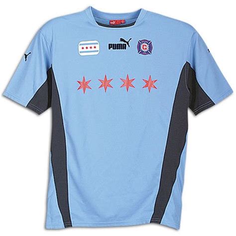 Amazon.com : Puma Men's MLS Chicago Fire Jersey : Sports Related ...