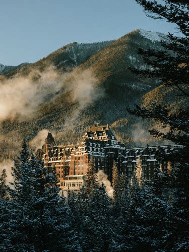 Fairmont Banff Springs - Luxury Hotel in Banff(Canada)