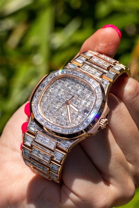 9 Astonishing Diamond Watches From The World’s Top Luxury Watch Brands – Raymond Lee Jewelers