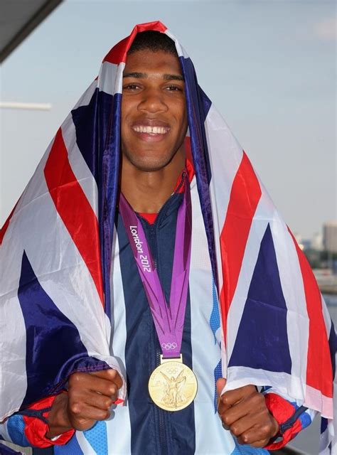 Super heavy-weight boxer Anthony Joshua bags 29th Olympic gold medal | Anthony joshua, Joshua ...