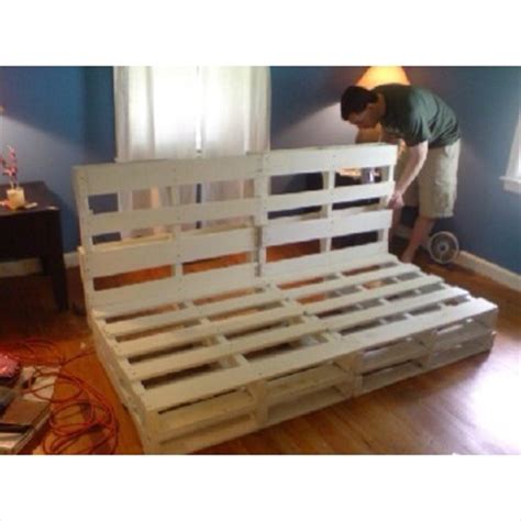 DIY Pallet Couch - Attractive Addition for Living Room - Pallet Furniture