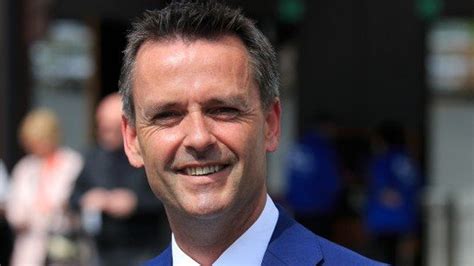 Aengus Mac Grianna to leave RTÉ next March