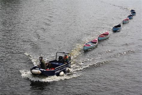 How to Use a Boat Tow Line