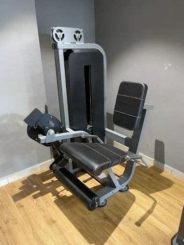 Leg Extension Machine at Rs 46500 in Ahmedabad | ID: 2848972965812