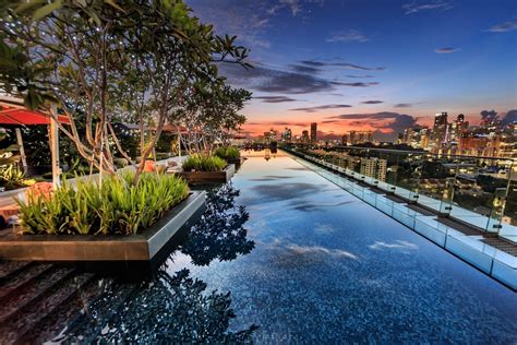 THE 20 BEST SINGAPORE ROOFTOP POOL HOTELS [2019]