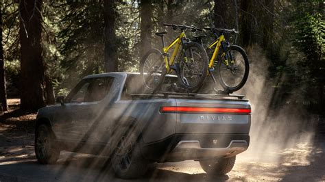 Rivian R1T and R1S – specifications, pricing revealed Rivian R1T specs ...