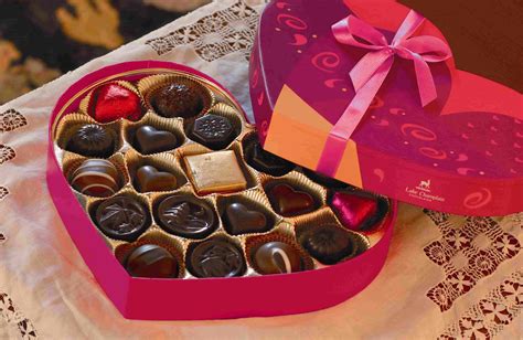 Mesmerizing Valentine's Day Chocolate & Chocolate Gift Ideas - Live ...