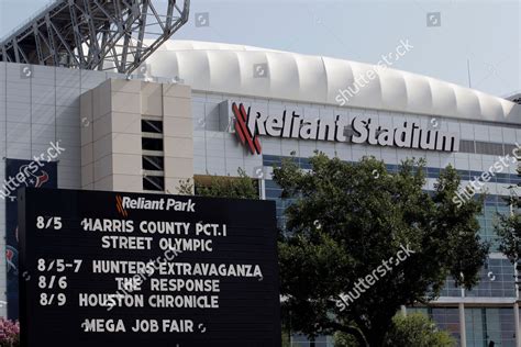 Reliant Stadium Sign Outside Reliant Stadium Editorial Stock Photo - Stock Image | Shutterstock