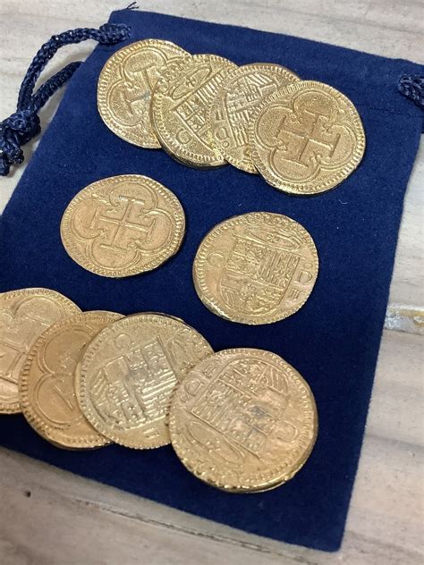 10 Pirate Gold Doubloons Treasure Coins - Etsy UK