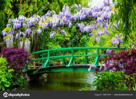 Giverny Claude Monet Garden Stock Photo by ©oleg.bakhirev@gmail.com 189075790