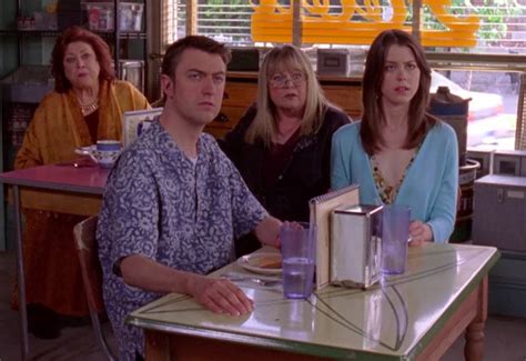 27 Things You Forgot Happened In The 'Gilmore Girls' Finale