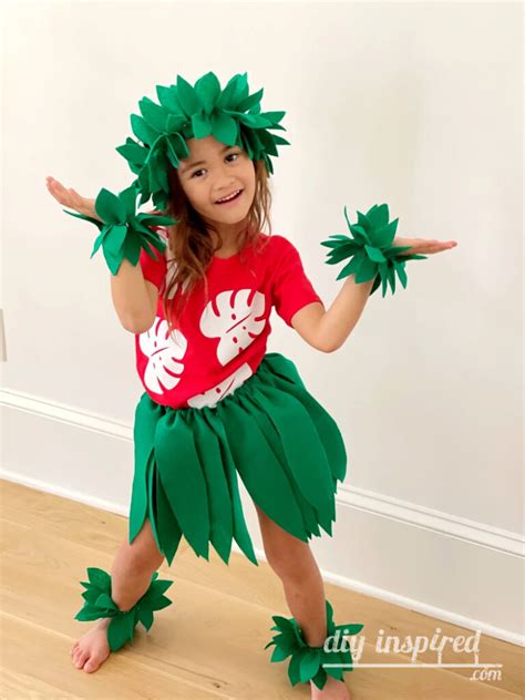 DIY Lilo and Stitch Family Halloween Costumes - DIY Inspired