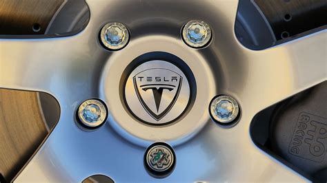 How Tesla's Aero Wheels Improve Efficiency More Than You Would Expect