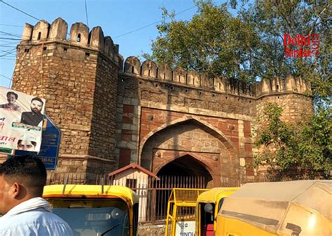 Razia Sultan Tomb Asaf Ali Road Delhi Darshan Agra Bus Car Tour