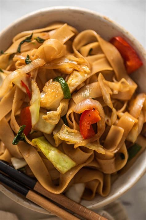 Vegan Drunken Noodles (Pad Kee Mao) - Running on Real Food