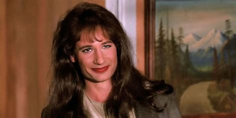 Why David Duchovny's Trans Twin Peaks Character Denise Was So ...