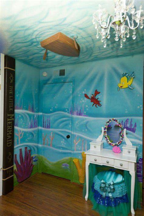 15 Gorgeous Little Girl Bedroom Ideas | Little mermaid bedroom, Little mermaid room, Disney room ...