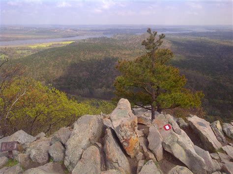 HikeyHikey!: Hiking Little Rock Arkansas - Pinnacle Mountain State Park