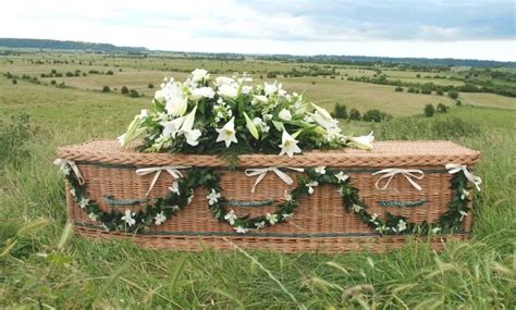 11 Environmentally Friendly Burial Options in 2020 | Funeral caskets ...