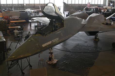 File:YF-23 in the restoration area of the usaf museum.jpg - Wikimedia Commons