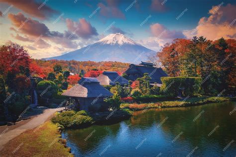 Premium Photo | The ancient oshino hakkai village with mt fuji in ...