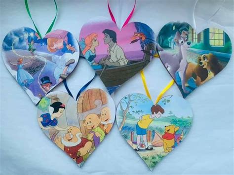 Pin by Esther Foster Janssen on disney crafts | Disney crafts, Crafts, Valentine