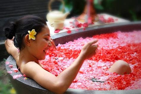 2023 2 hours Bali Lulur Massage & Spa Treatment Including Transfers