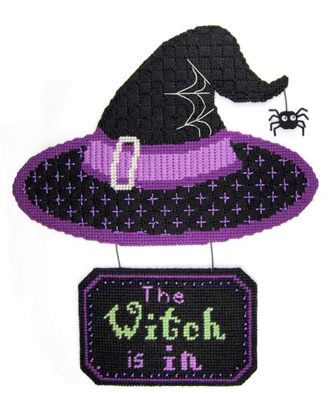 PATTERN: the Witch is in Halloween Plastic Canvas Wall Hanging - Etsy