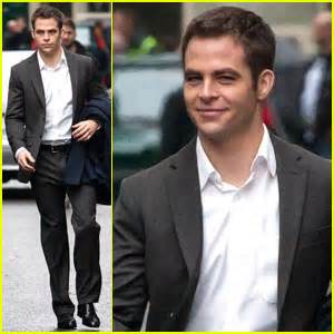 Chris Pine: ‘Jack Ryan’ On Set Pics! | Chris Pine | Just Jared ...