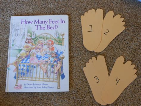 “How Many Feet in the Bed?” Counting Book Activity Read more at http://amomwithalessonplan.com ...