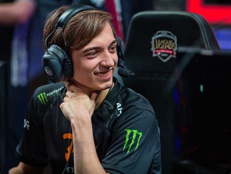 Caps rescata a Fnatic e impide su segunda derrota | LoL