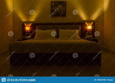 20+ Dim Romantic Bedroom Lights - DECOOMO