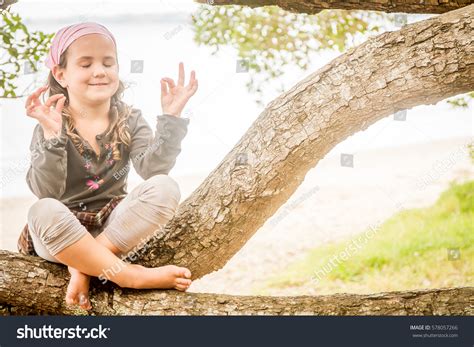 Outdoor Portrait Young Happy Smiling Child Stock Photo 578057266 ...