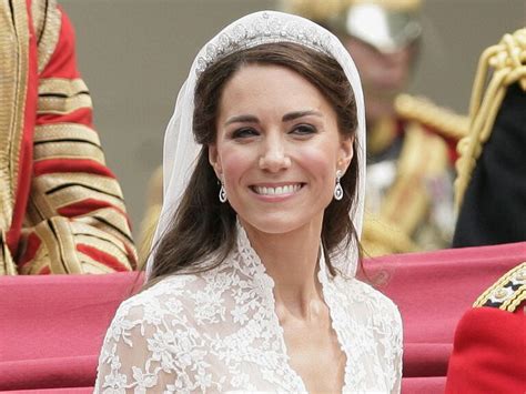 The Details on Kate Middleton's Wedding Makeup & Products