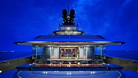 Inside SILVER FAST Yacht • SilverYachts • 2015 • Value $75M • Owner Guido Krass