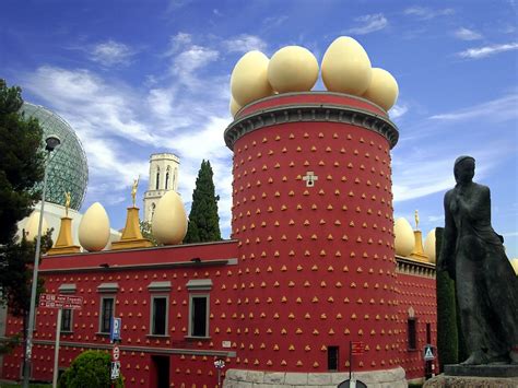 Teatro-Museo Dali | Series 'Houses of famous people and stars currently ...
