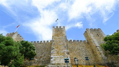 São Jorge Castle, Lisbon - Book Tickets & Tours | GetYourGuide