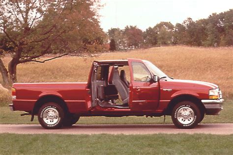 2003 Ford Ranger 4 Door Extended Cab Short Bed Truck - Bed Western