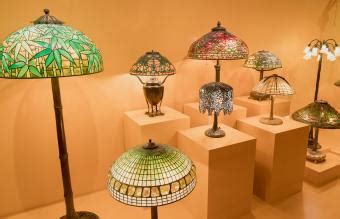 Antique Tiffany Lamps: Guide to Iconic Masterpieces | LoveToKnow