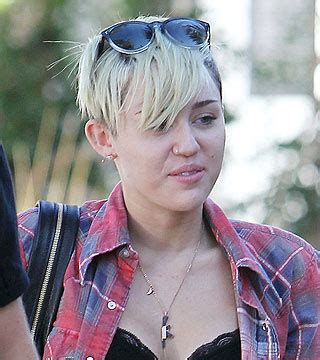 Miley Cyrus Without Makeup - Guess What She Looks Like With No Makeup?