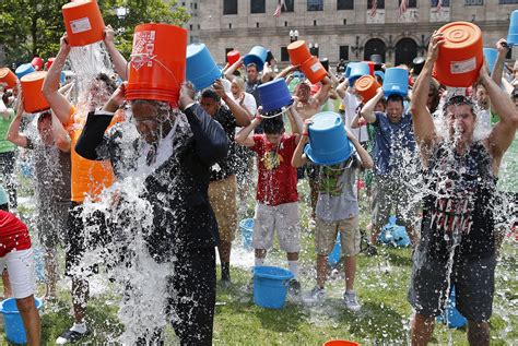 One year later, what the ice bucket challenge has done for ALS research - CBS News