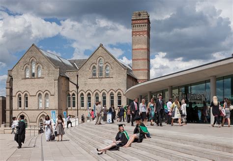 Nottingham Trent University: Newton and Arkwright Buildings | Hopkins ...