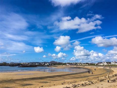 TREARDDUR BAY BEACH GUIDE - TOP BEACH IN WALES