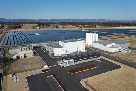 “World’s largest” hydrogen production plant completed | Power | H2 View