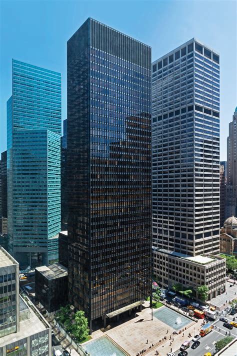 Mies Van Der Rohe’s building for Seagram, completed across the avenue ...