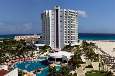 Krystal Altitude Cancún - Consulta disponibilidad y precios