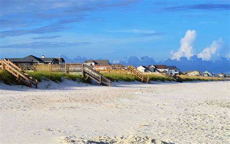 Surfside Beach / South Carolina / USA // World Beach Guide