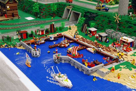 Various City MOCs 68 | by Are J Heiseldal Lego Train Tracks, Lego Trains, Lego City, Lego Bridge ...