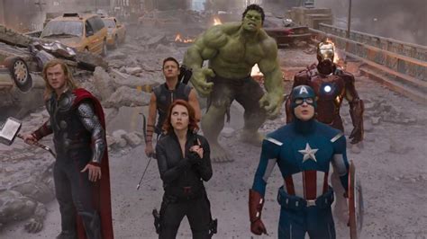 Film Review: "The Avengers" (2012) - ReelRundown