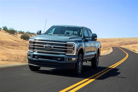 2023 Ford Super Duty Boasts Class-Leading 40,000-Pound Towing - CNET